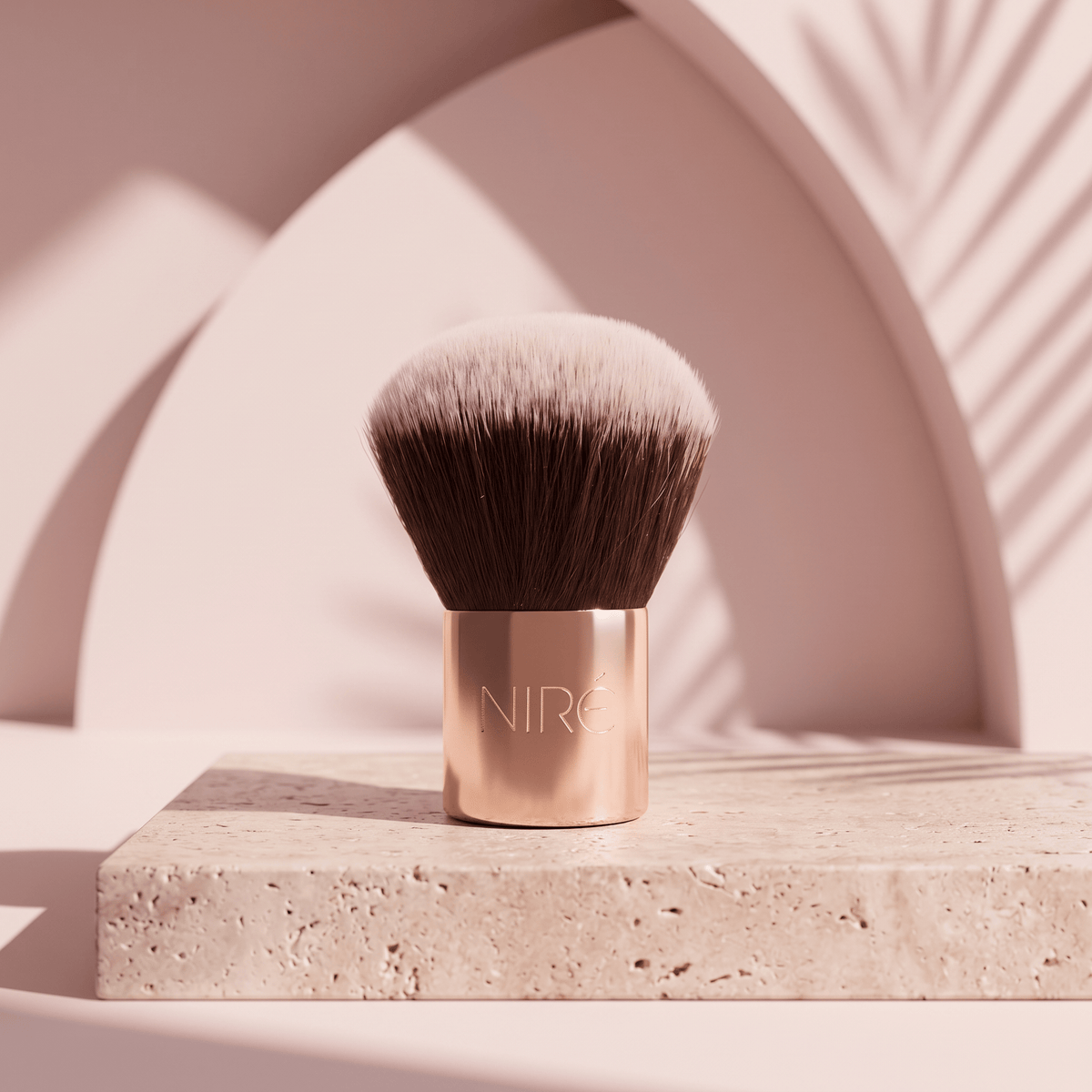 135 Face and Body Kabuki brush