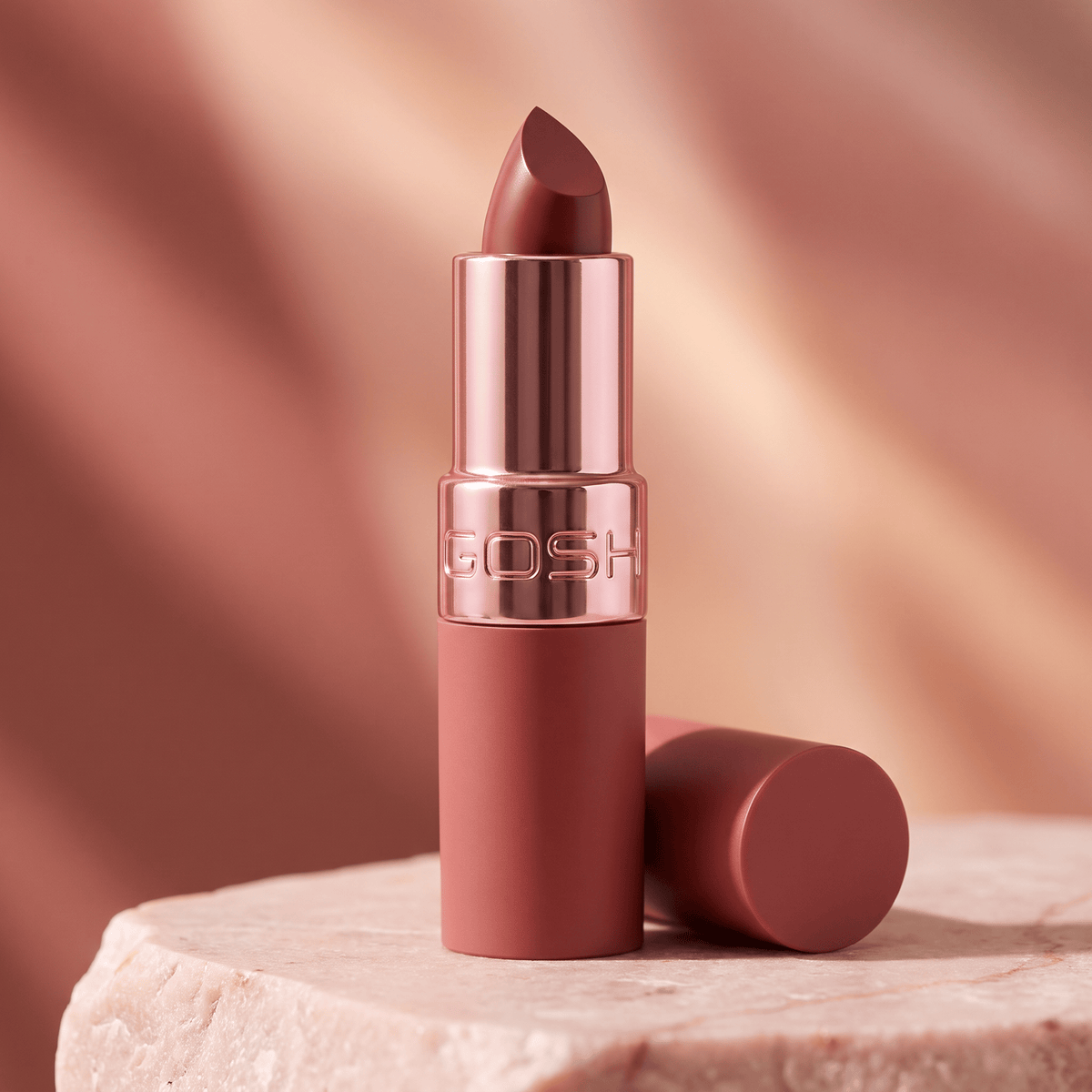 Luxury Rose Lips 002