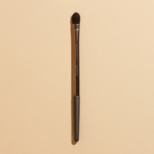 Concealer brush 01