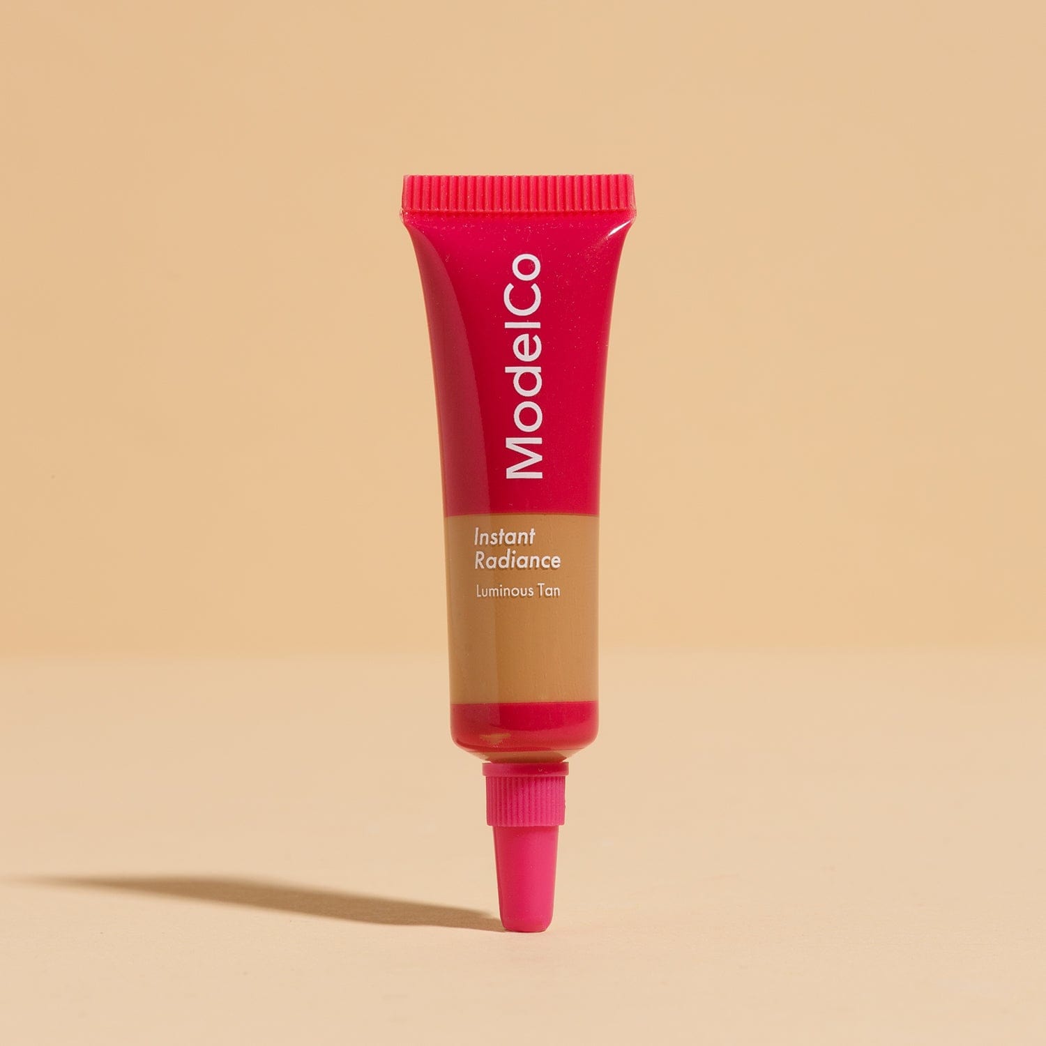 Concealer: Luminous Tan (light brown)